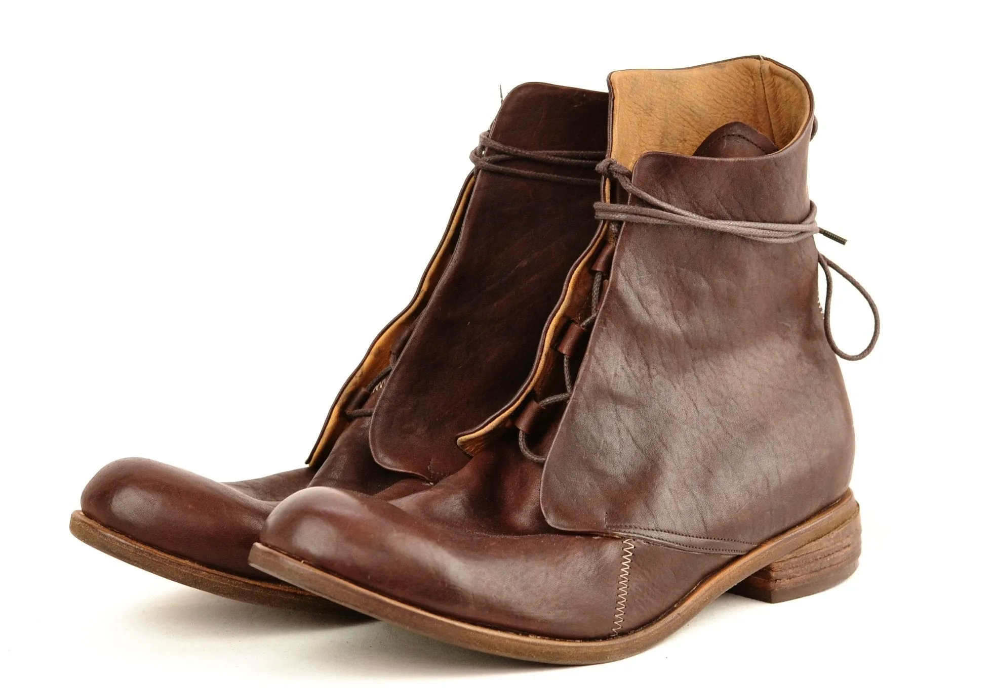 Derby Boot  |  Washed burgundy horse